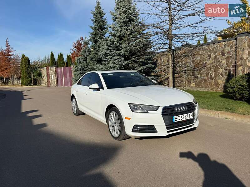 Седан Audi A4 2017 в Києві