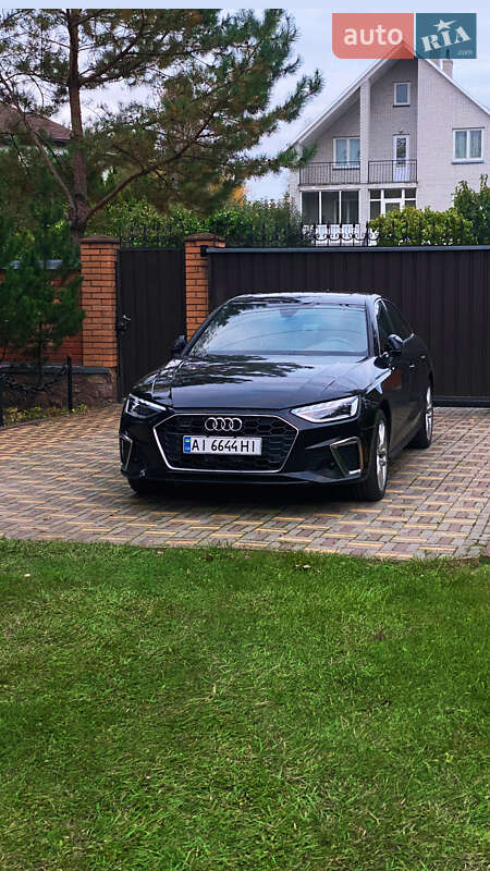 Седан Audi A4 2020 в Киеве