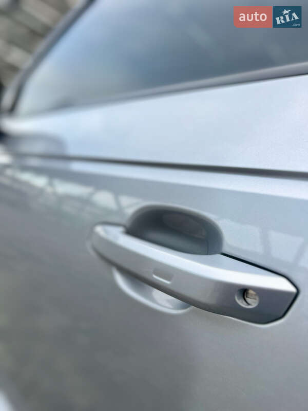 Седан Audi A4 2017 в Львові фото 19 Седан Audi A4 2017 в Львові