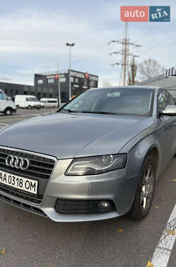 Седан Audi A4 2011 в Киеве