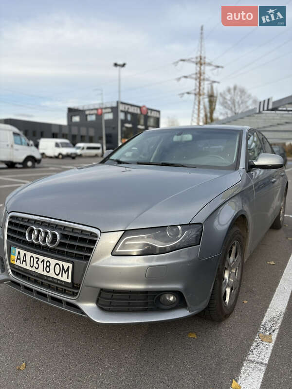 Audi A4 2011