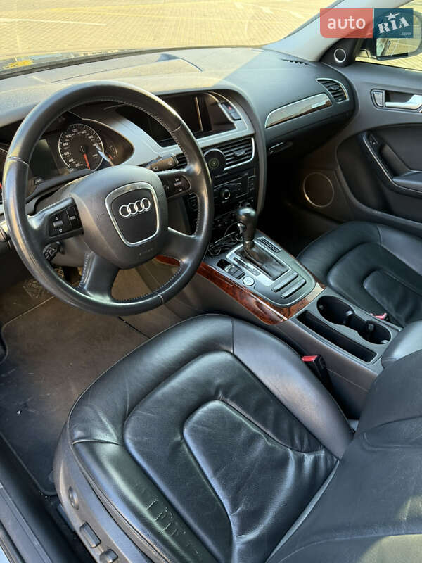 Седан Audi A4 2008 в Луцке