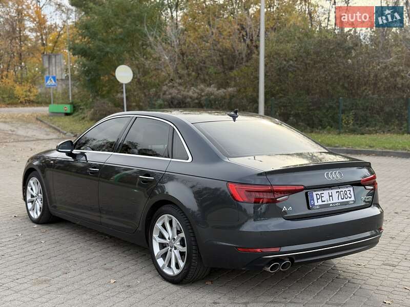 Седан Audi A4 2016 в Радивиліві