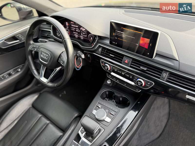 Седан Audi A4 2016 в Радивиліві