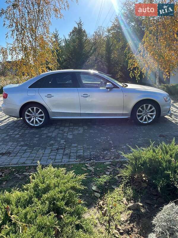 Седан Audi A4 2014 в Миколаєві