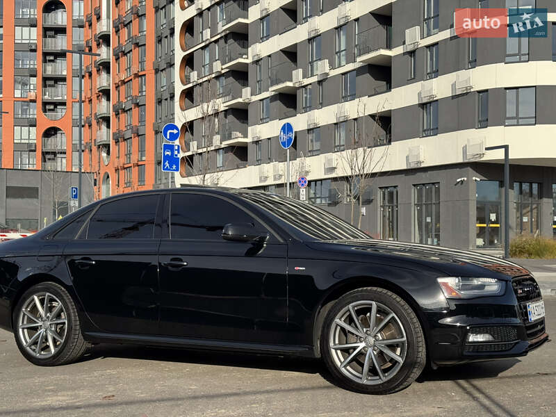 Седан Audi A4 2015 в Киеве