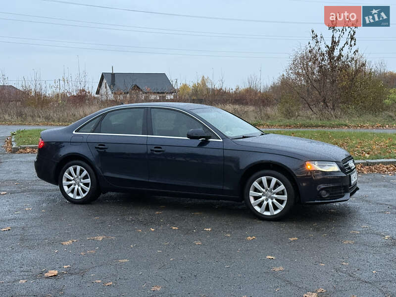 Седан Audi A4 2010 в Владимире фото 2 Седан Audi A4 2010 в Владимире