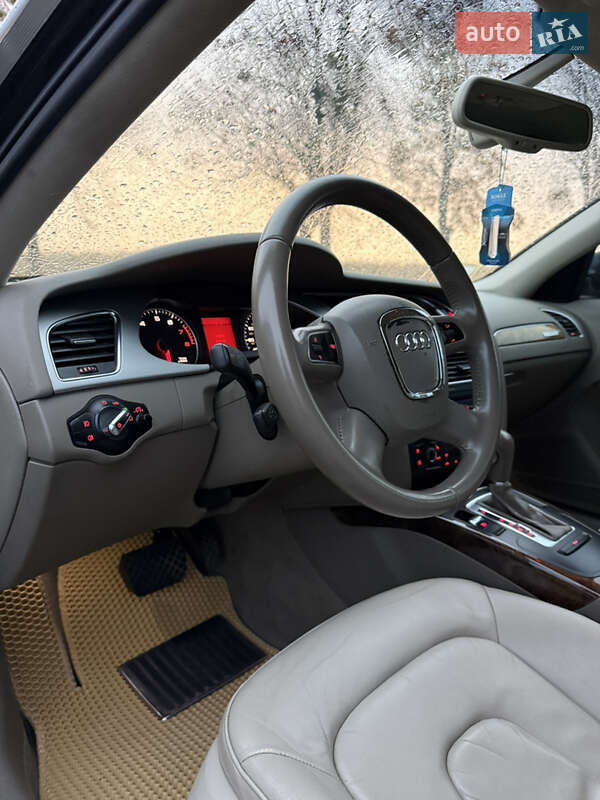 Седан Audi A4 2010 в Владимире фото 29 Седан Audi A4 2010 в Владимире