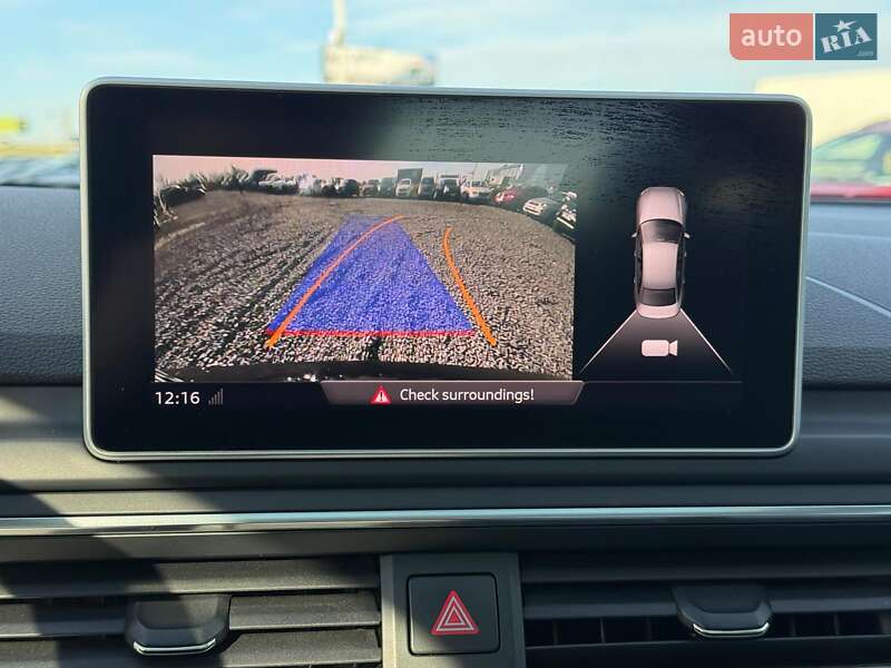 Седан Audi A4 2016 в Львові