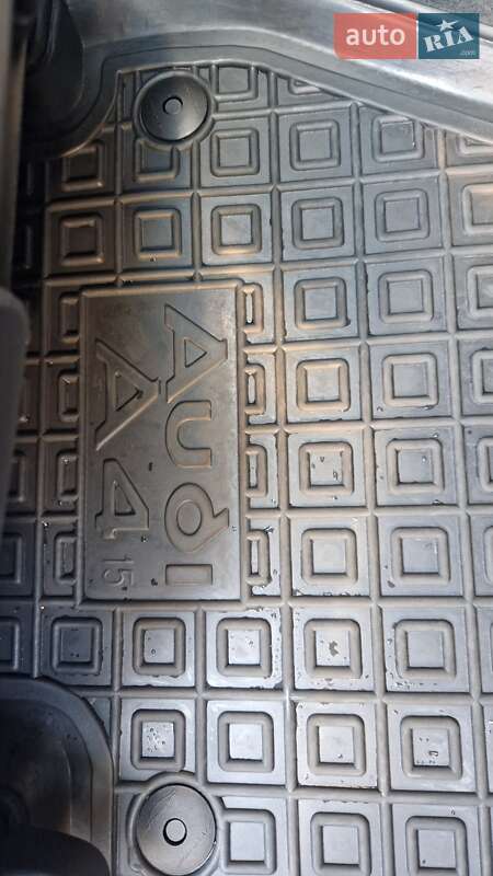 Седан Audi A4 2016 в Рівному фото 26 Седан Audi A4 2016 в Рівному