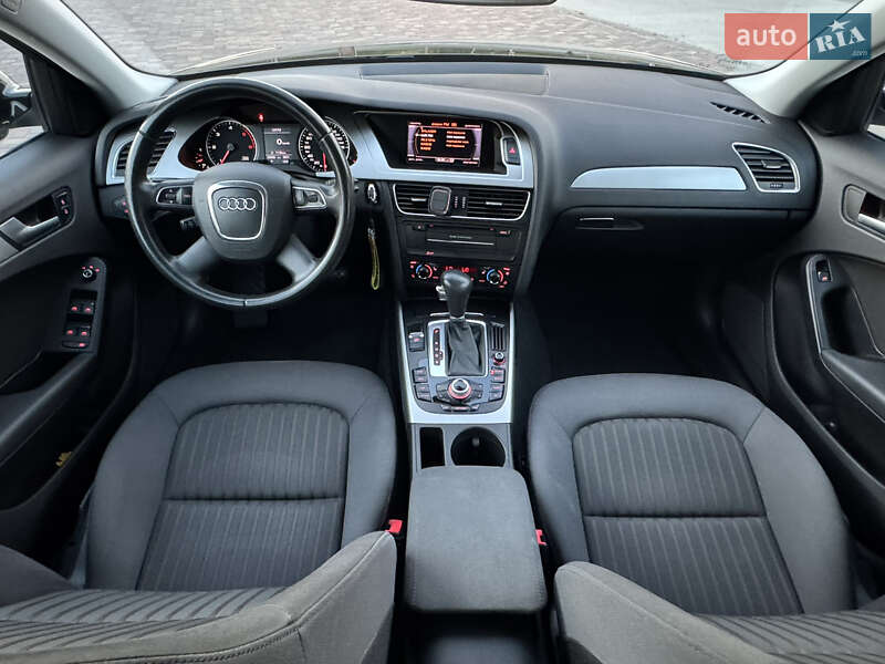 Универсал Audi A4 2011 в Смеле