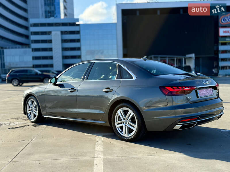 Седан Audi A4 2020 в Киеве