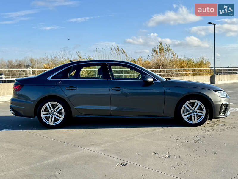 Седан Audi A4 2020 в Киеве