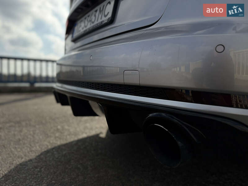 Седан Audi A4 2018 в Новомосковске