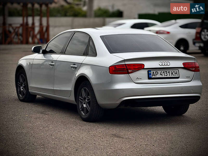 Седан Audi A4 2012 в Запорожье