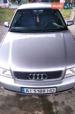 Седан Audi A4 1999 в Самборе