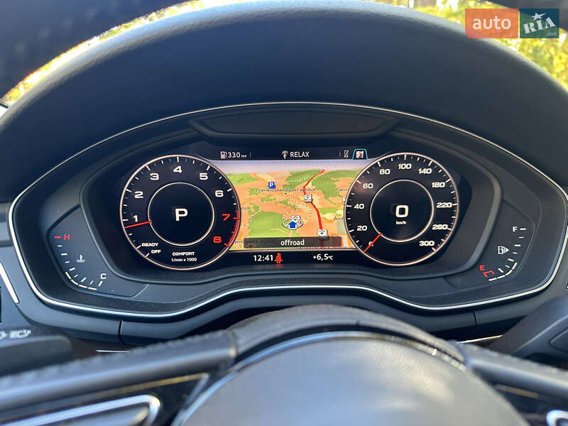 Седан Audi A4 2018 в Львові