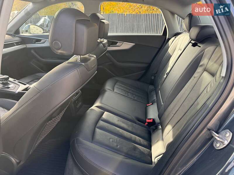 Седан Audi A4 2016 в Луцьку