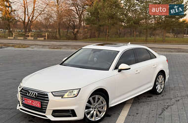 Седан Audi A4 2017 в Самборі