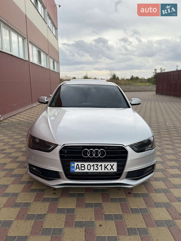 Седан Audi A4 2014 в Гайсине