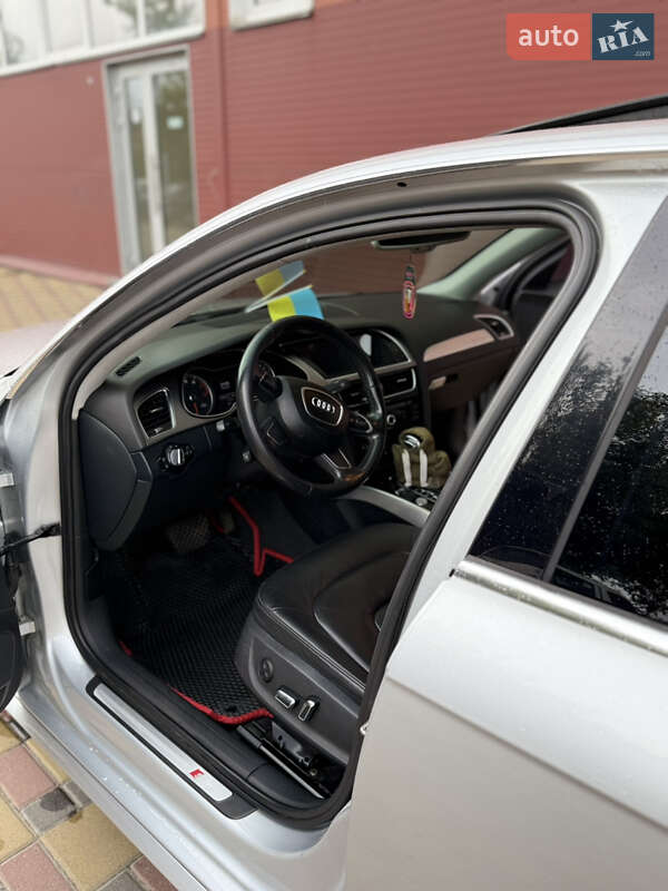 Седан Audi A4 2014 в Гайсине
