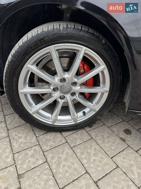 Седан Audi A4 2015 в Бучачі