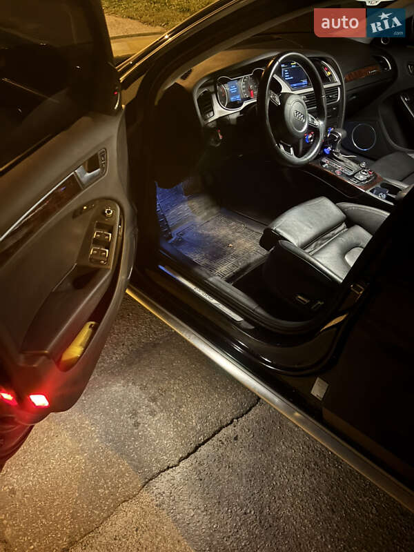 Универсал Audi A4 2013 в Харькове