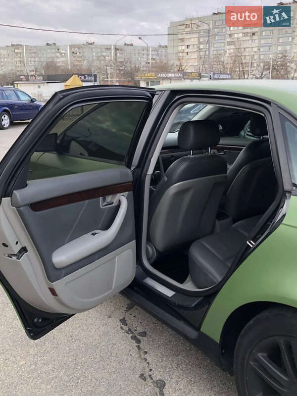 Седан Audi A4 2006 в Умани