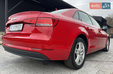 Седан Audi A4 2018 в Луцке