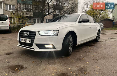 Седан Audi A4 2014 в Житомире
