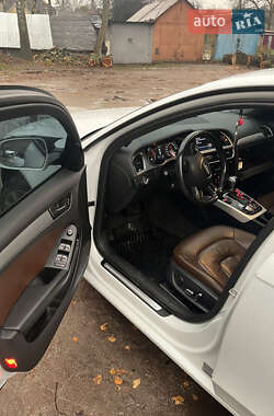 Седан Audi A4 2014 в Житомире