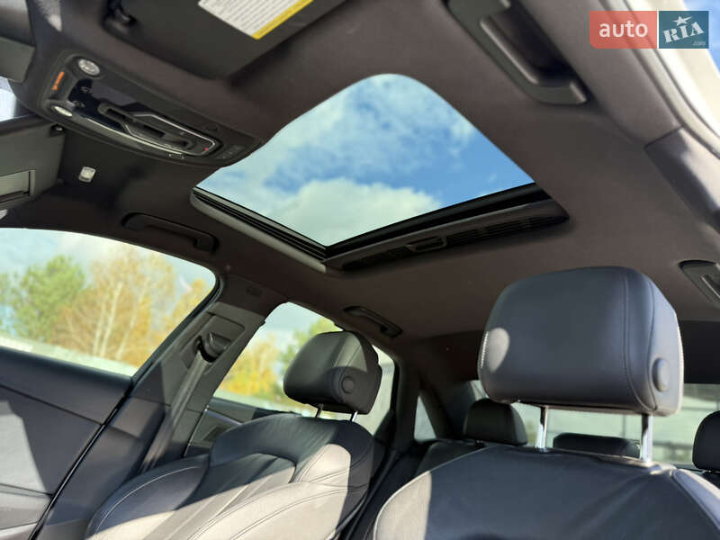 Седан Audi A4 2016 в Києві