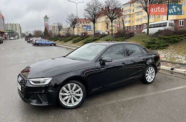 Седан Audi A4 2016 в Киеве