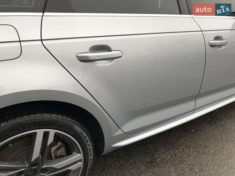 Седан Audi A4 2018 в Ирпене