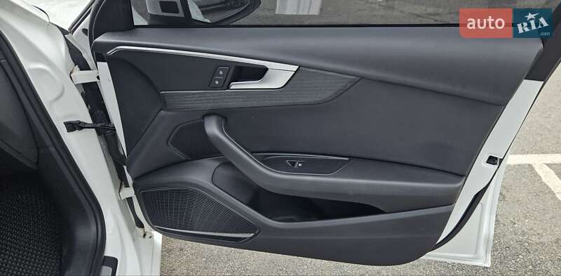 Седан Audi A4 2017 в Киеве фото 17 Седан Audi A4 2017 в Киеве