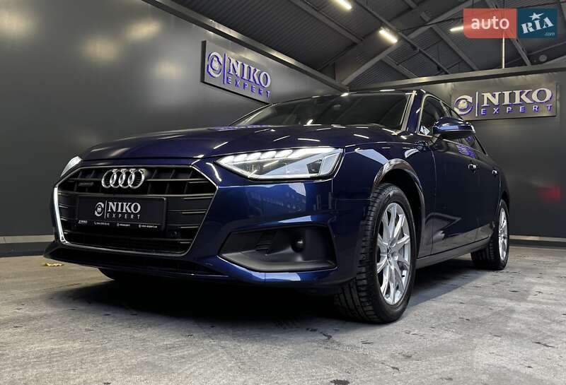 Седан Audi A4 2020 в Києві