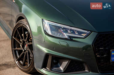 Седан Audi A4 2018 в Львове