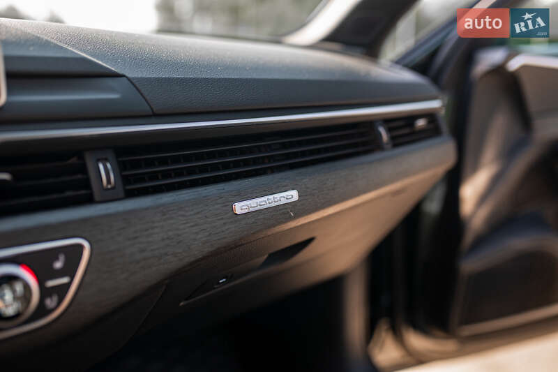 Седан Audi A4 2018 в Львове