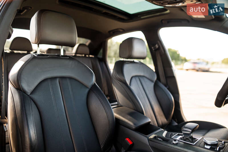 Седан Audi A4 2018 в Львове