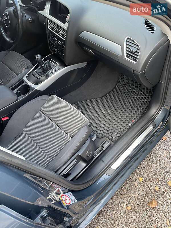 Седан Audi A4 2009 в Звягеле фото 12 Седан Audi A4 2009 в Звягеле