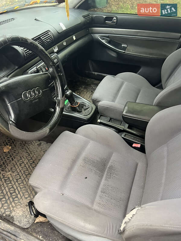 Универсал Audi A4 1997 в Сумах