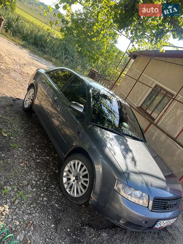 Седан Audi A4 2000 в Подгайцах
