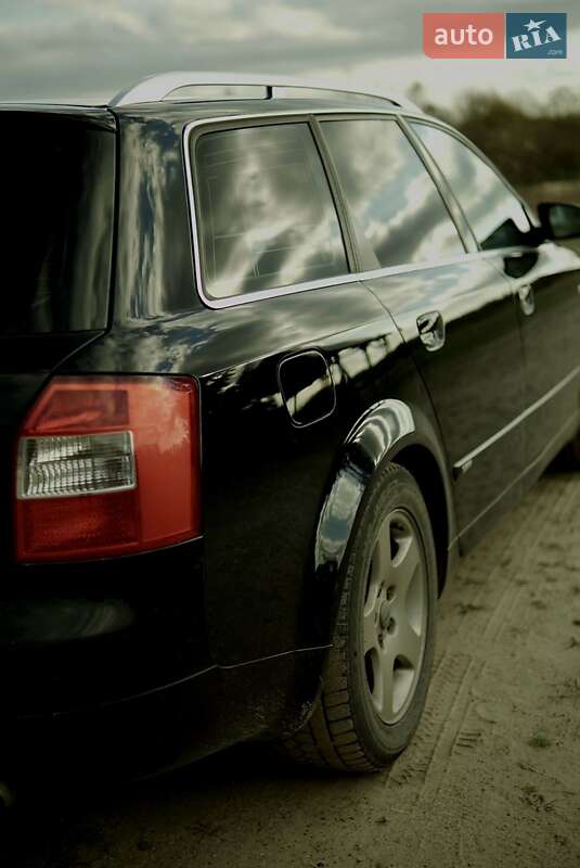 Универсал Audi A4 2004 в Шацке