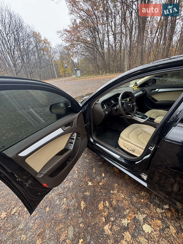 Седан Audi A4 2012 в Харкові