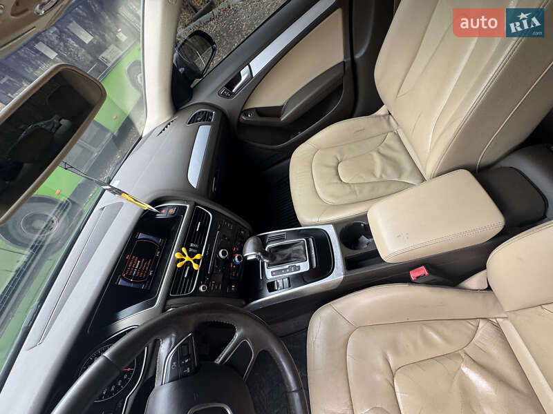 Седан Audi A4 2012 в Харкові