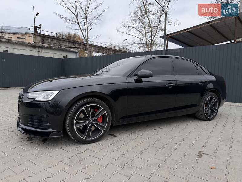Седан Audi A4 2017 в Тернополе