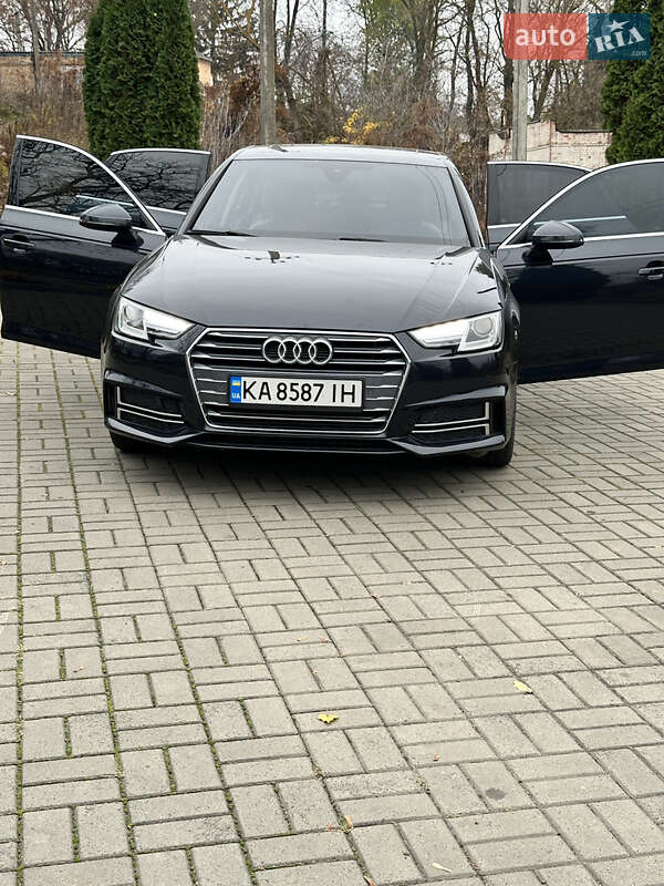 Седан Audi A4 2018 в Києві