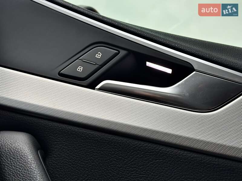Седан Audi A4 2016 в Києві фото 64 Седан Audi A4 2016 в Києві