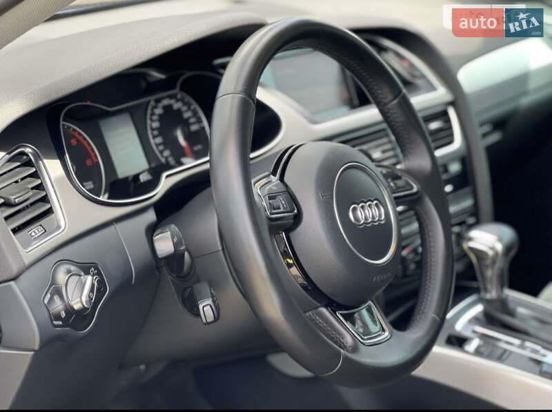 Седан Audi A4 2014 в Чорткові