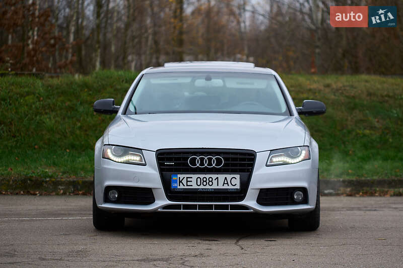 Седан Audi A4 2011 в Києві